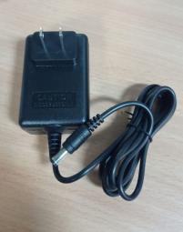 Зарядное устройство для тележек CW 8,4V/0,5A 
(Charger)